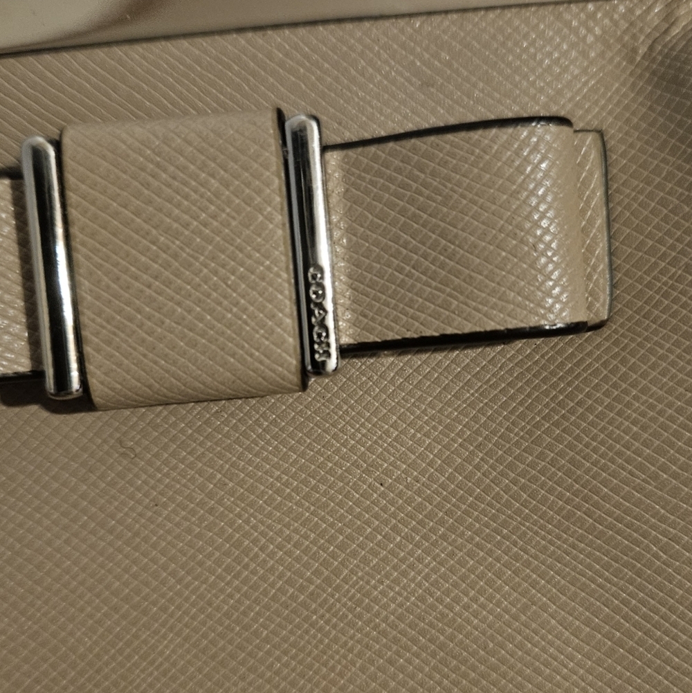 Coach Beige Saffiano Leather Darcy Bow Framed Coin Purse - Picture 6 of 7